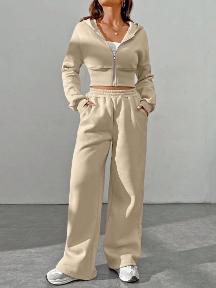 Lavaya Gemeni Sweatpant set