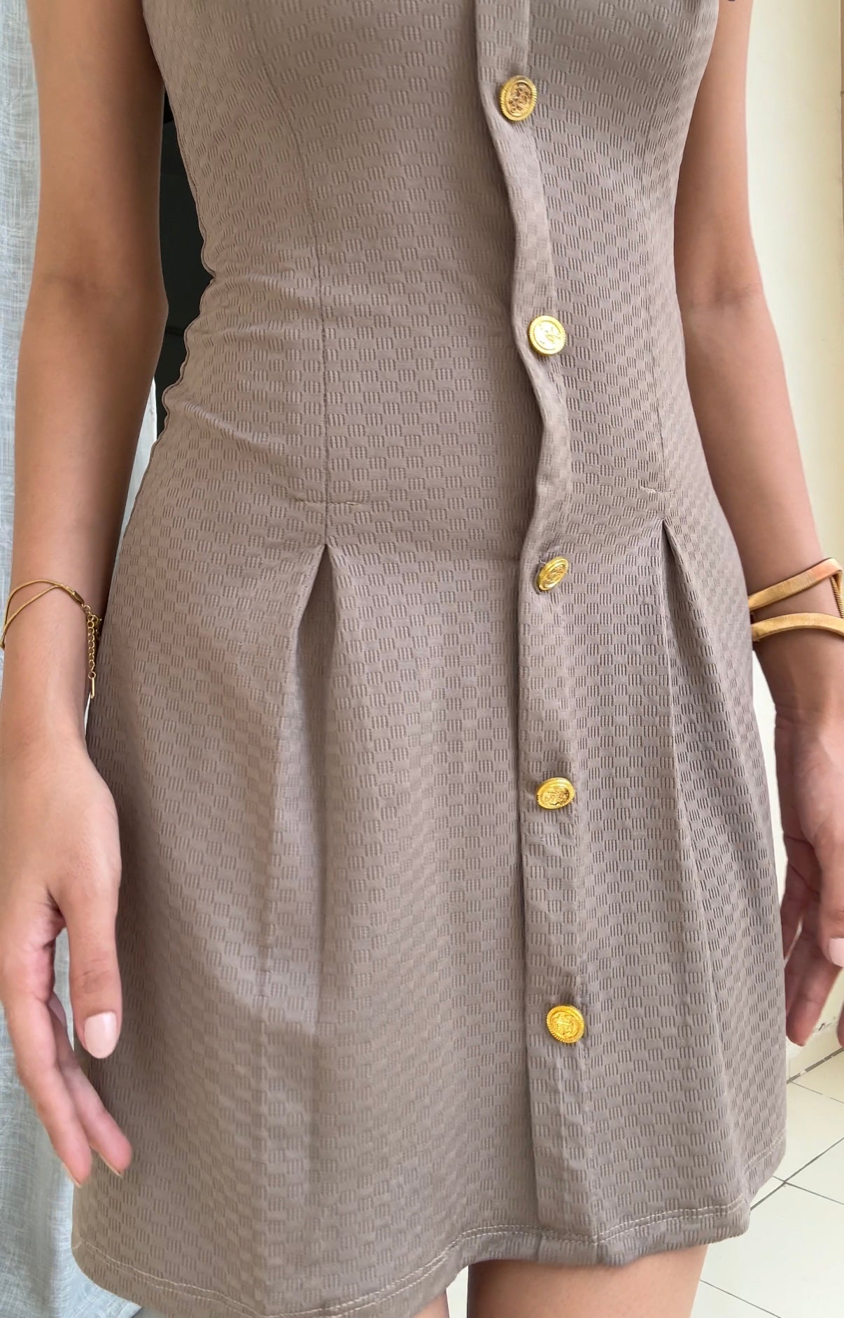 Lavaya Wintage Dress
