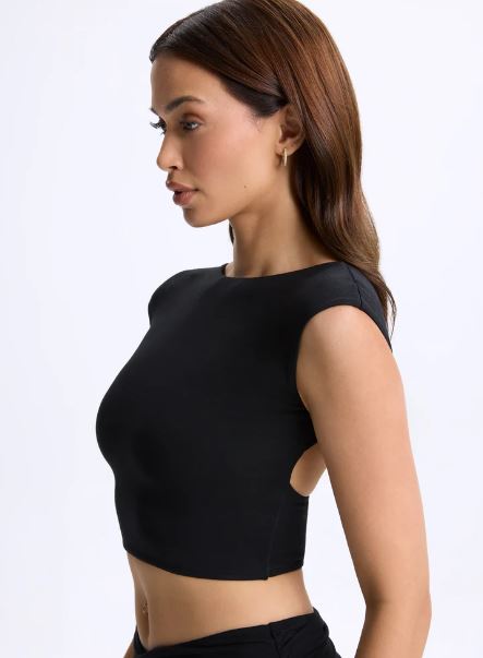 Lavaya Samara Black