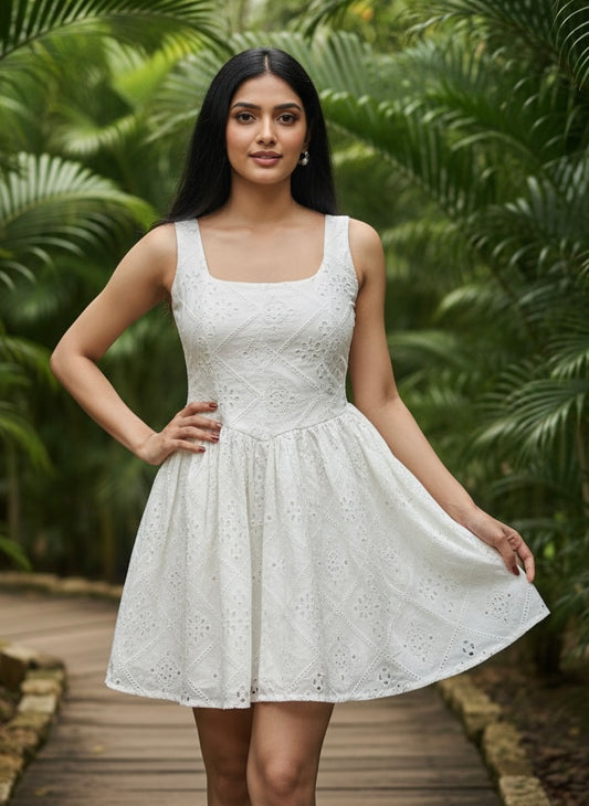 Lavaya Gloria dress